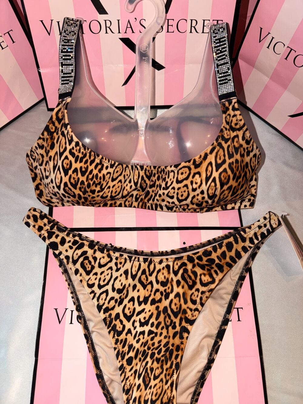Victorias Secret Swimsuit Shine Strap Tulum Scoop Cheetah Medium Brazilan